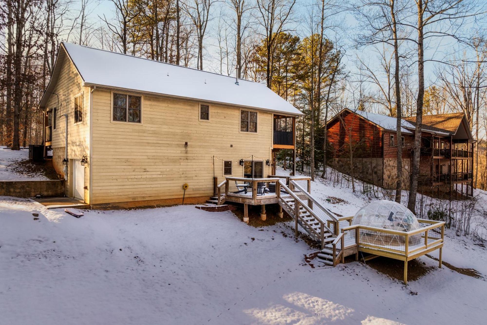 The Moondance Cabin By Lightfoot Stays Vacation Rentals Sevierville Exterior photo